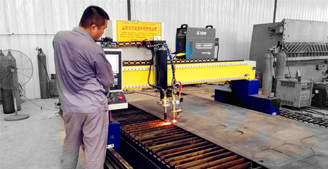 鑫坤宇車間新型等離子切割機(jī)投入使用，助力機(jī)械設(shè)備及配件研發(fā)再上新臺(tái)階